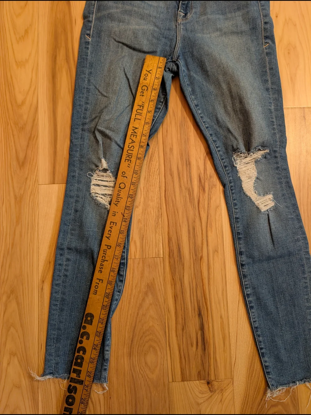 Good American Medium Blue Distressed Skinny Jeans